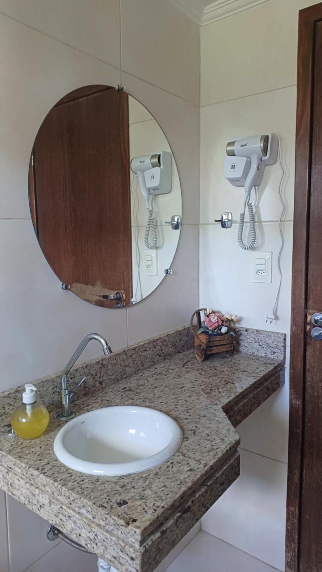 Anexo Da Casa De Campo - 2/4 Com Piscina 彼得罗利纳 外观 照片